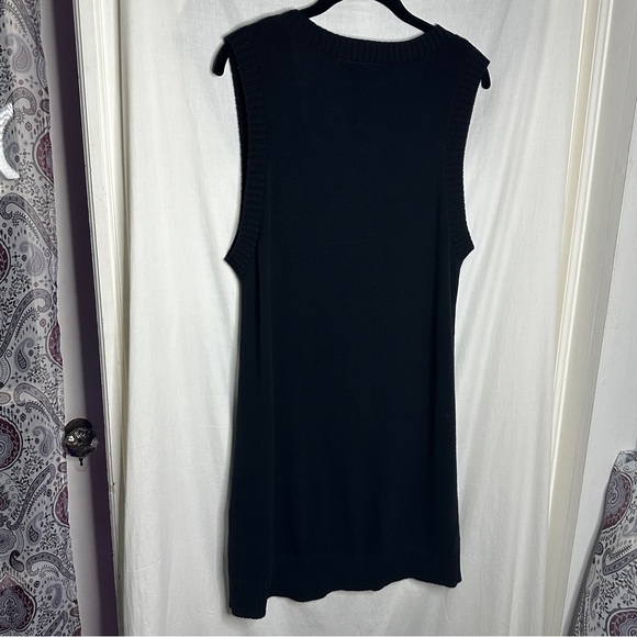 ASOS Monki Robin cotton knitted v neck sleeveless black mini dress - Picture 13 of 17